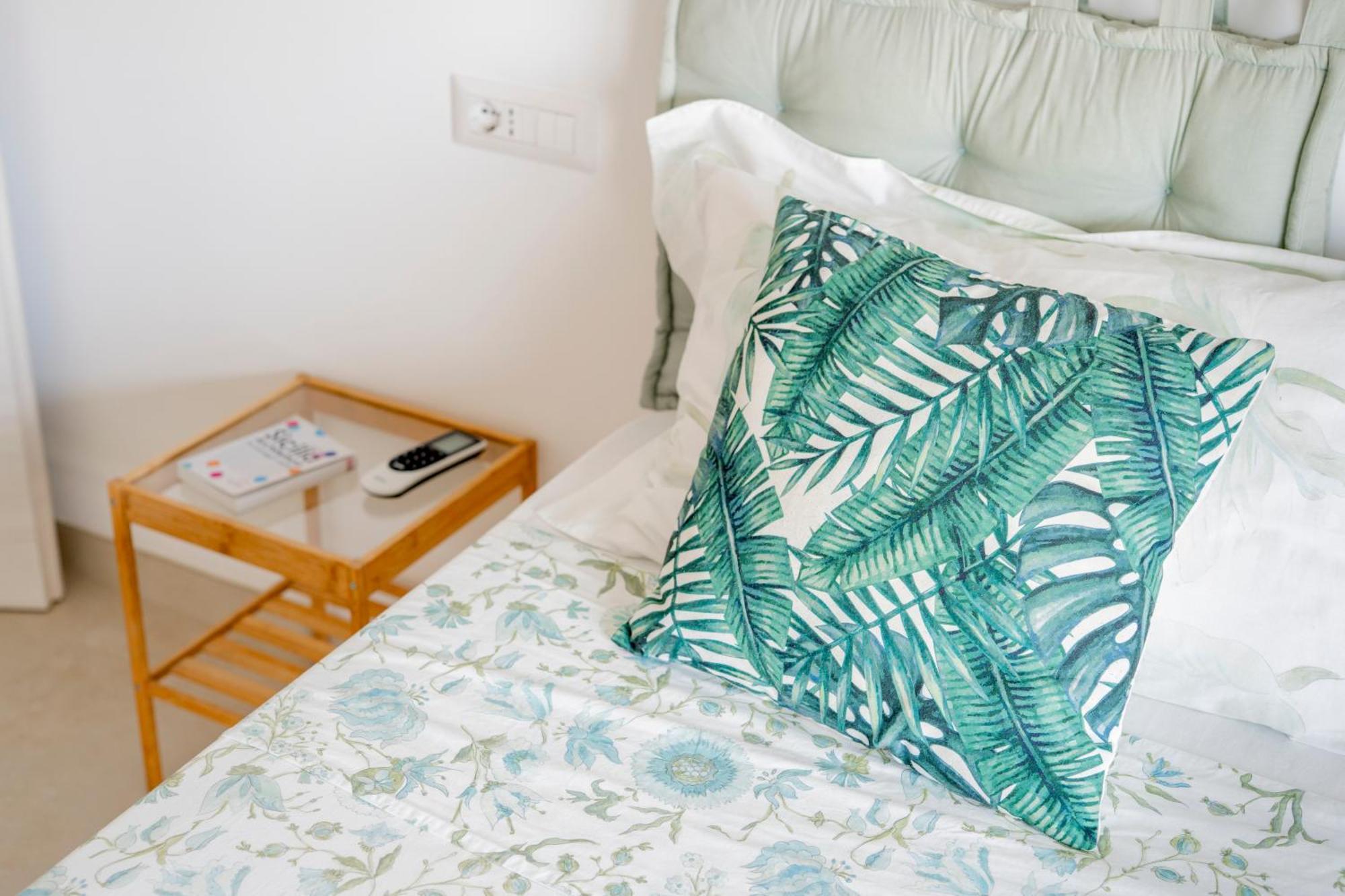Eos Sea View Apartments Syracuse ภายนอก รูปภาพ